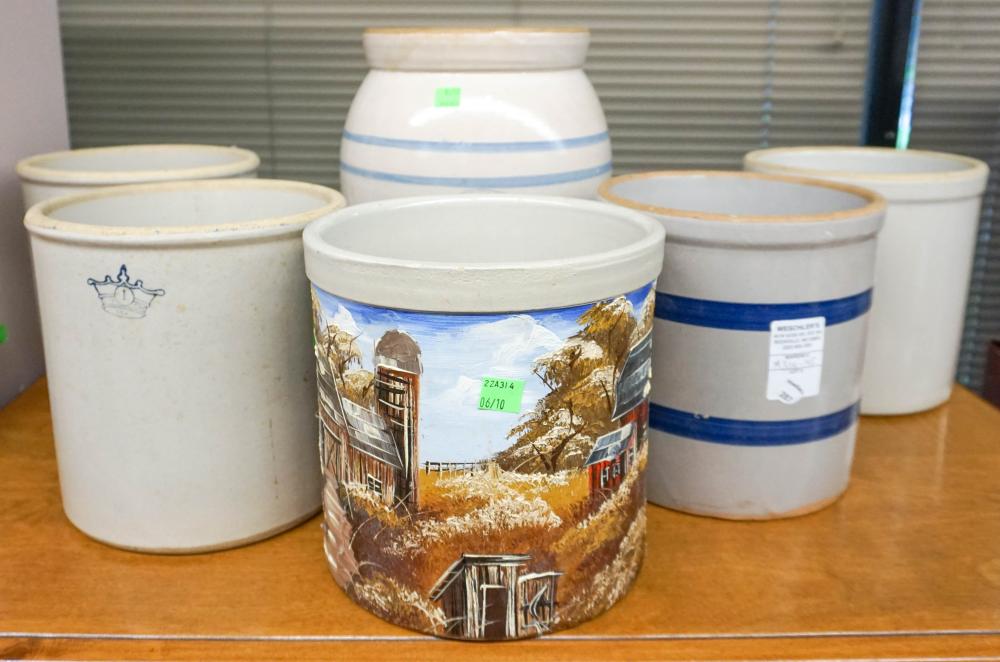 GROUP OF GLAZED STONEWARE