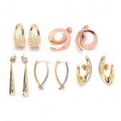 GROUP OF GOLD EARRINGS To incl