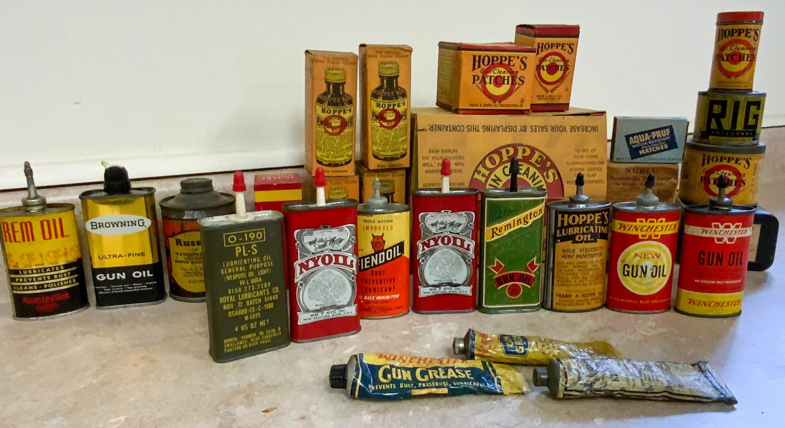 GROUP OF GUN PARTS, BULLETS,