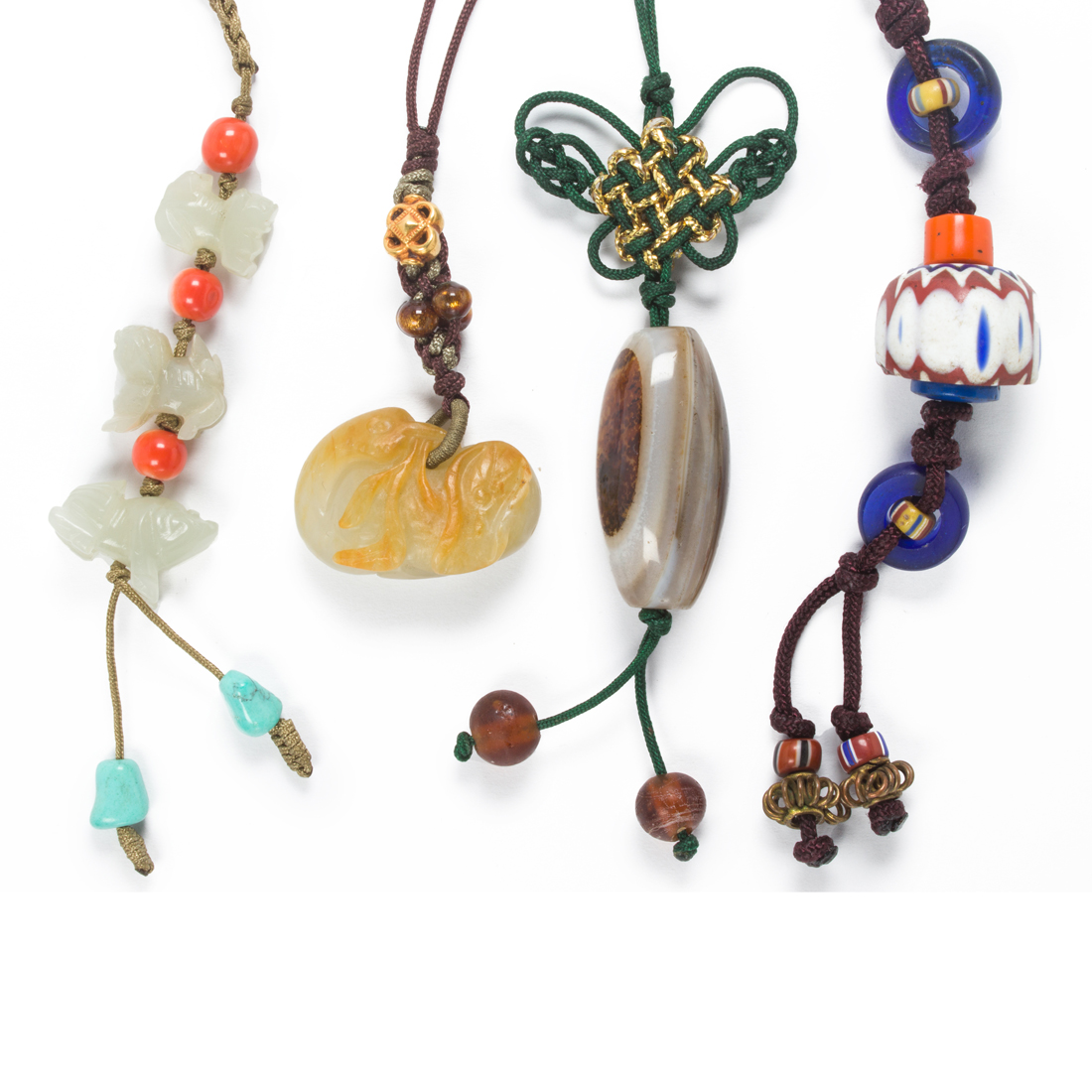 GROUP OF HARDSTONE AND GLASS