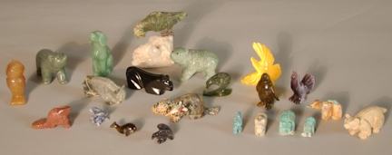 GROUP OF HARDSTONE FETISHES AND