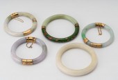 GROUP OF HARDSTONE & GOLD JEWE