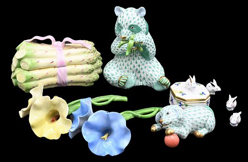 GROUP OF HEREND PORCELAINGroup of