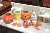 GROUP OF HOLIDAY ITEMS. Three