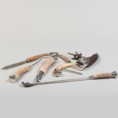 GROUP OF HORN MOUNTED BARWARET