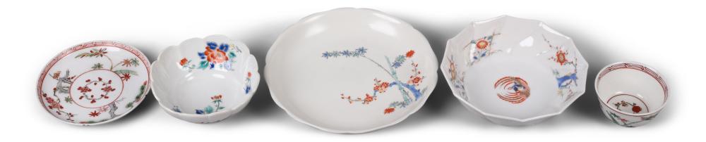 GROUP OF JAPANESE CERAMICS IN THE