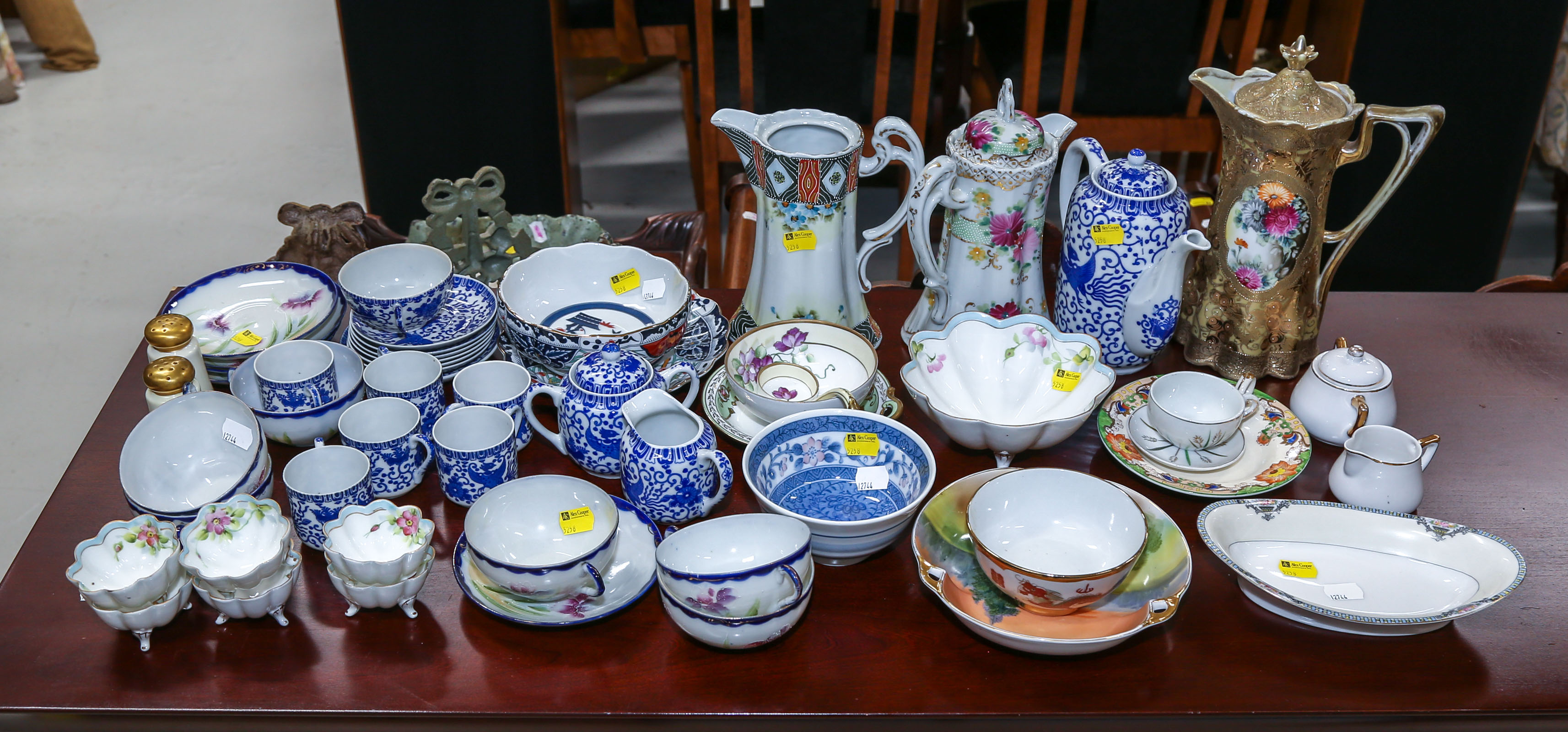 GROUP OF JAPANESE & OTHER CHINA