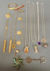 Group of jewelry and accessori