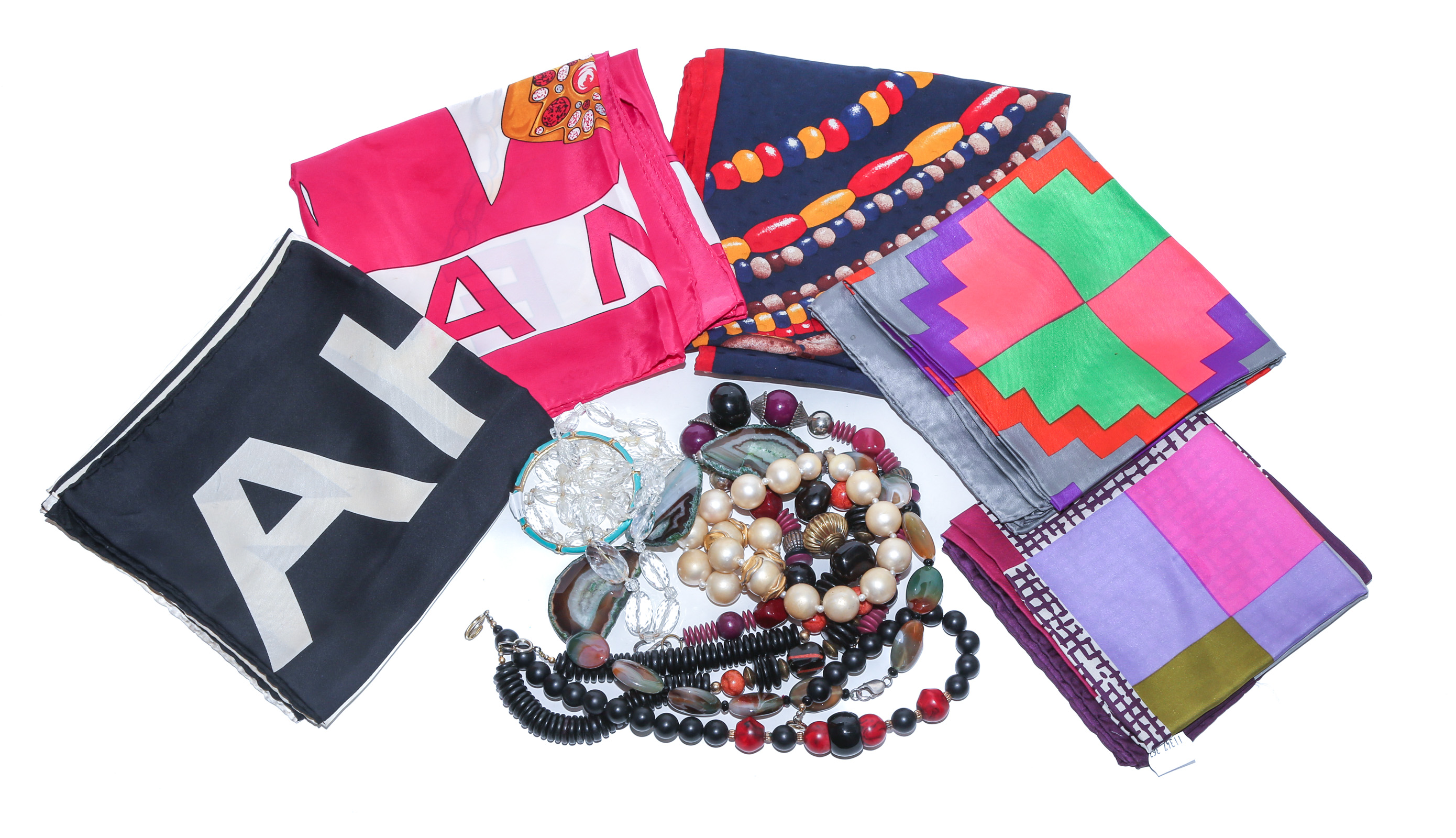 GROUP OF LADIES JEWELRY &