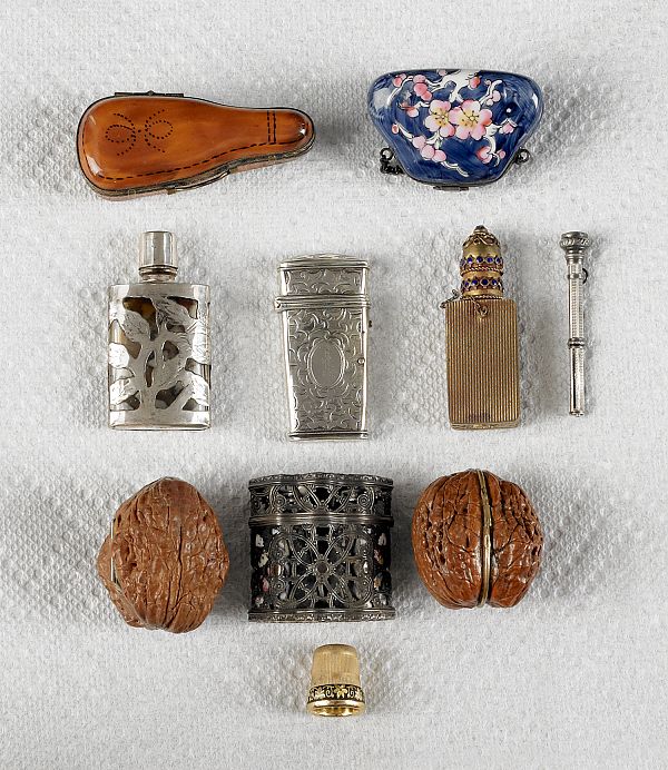 Group of lady's dressing articles