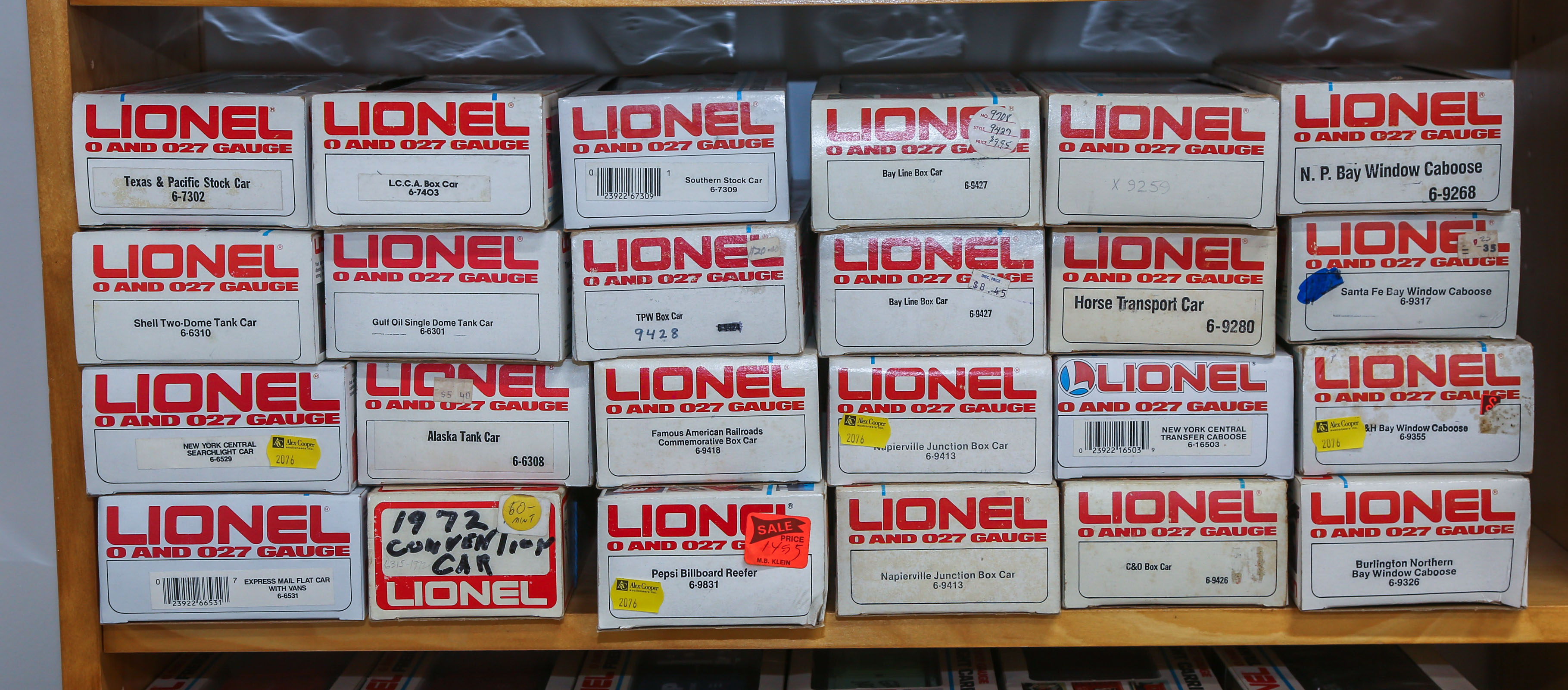 GROUP OF LIONEL "O" GAUGE RAILWAY