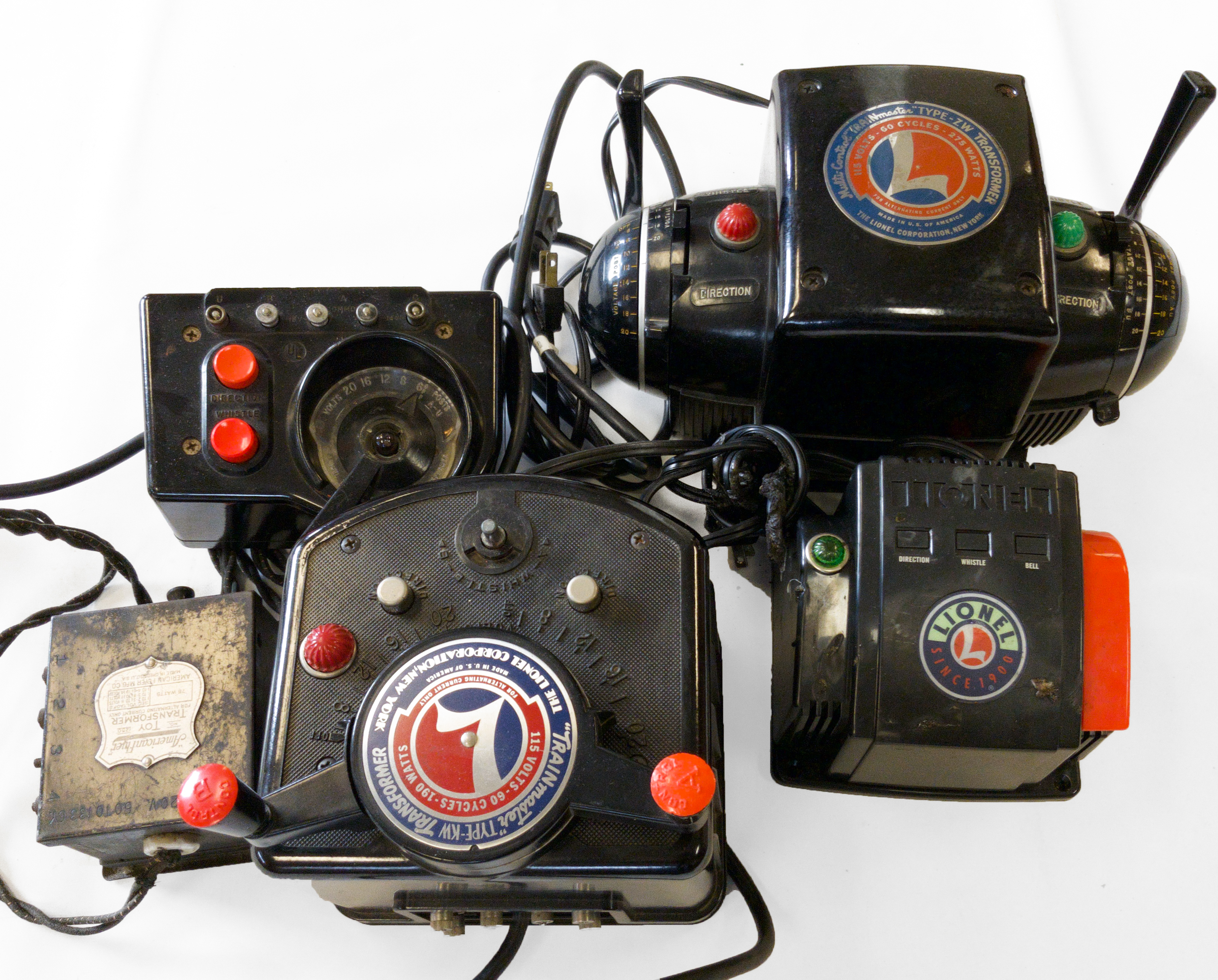 GROUP OF LIONEL TRANSFORMERS