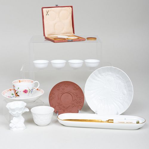 GROUP OF MEISSEN PORCELAIN TABLE