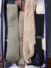GROUP OF MEN'S SILK TIES (PERR