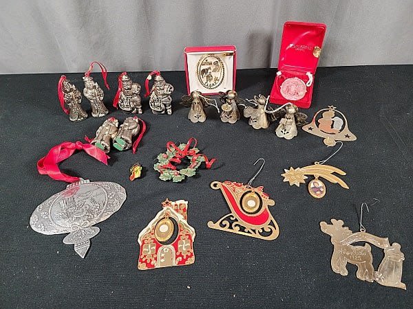 Group of Metal Christmas