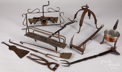 GROUP OF METALWARE, 19TH AND 20TH