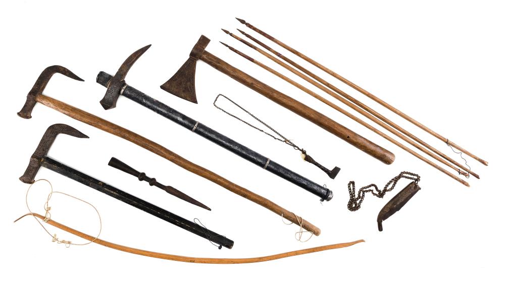 GROUP OF MIDDLE EASTERN WEAPONS