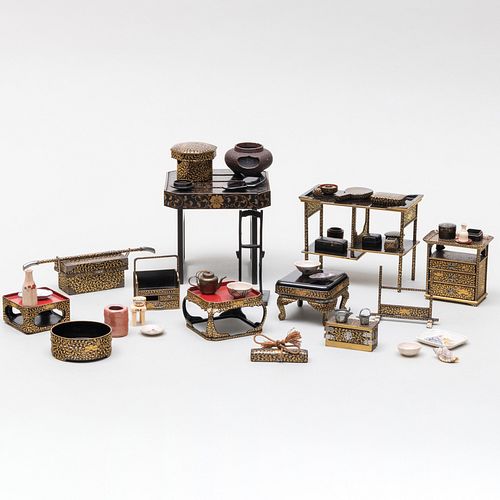 GROUP OF MINIATURE JAPANESE LACQUER