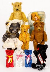 GROUP OF MINIATURE TEDDY BEARS