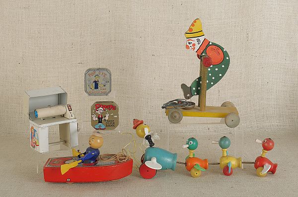 Group of miscellaneous toys to