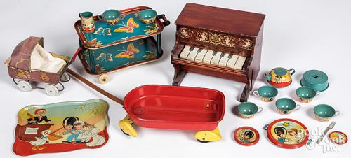 GROUP OF MISCELLANEOUS TOYSGroup of