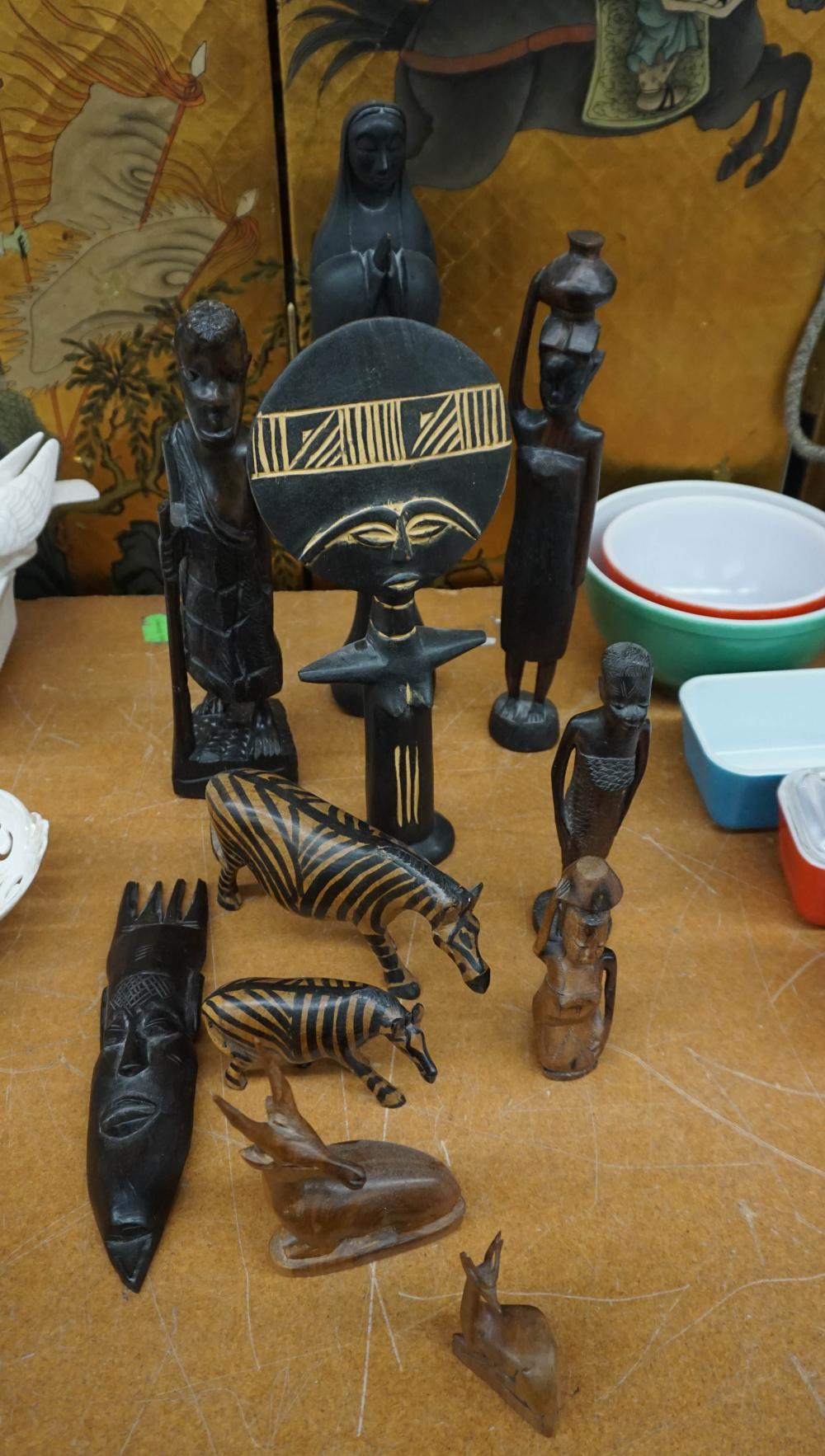 GROUP OF MOSTLY AFRICAN CARVED WOOD