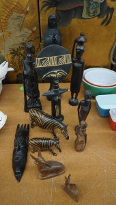 GROUP OF MOSTLY AFRICAN CARVED