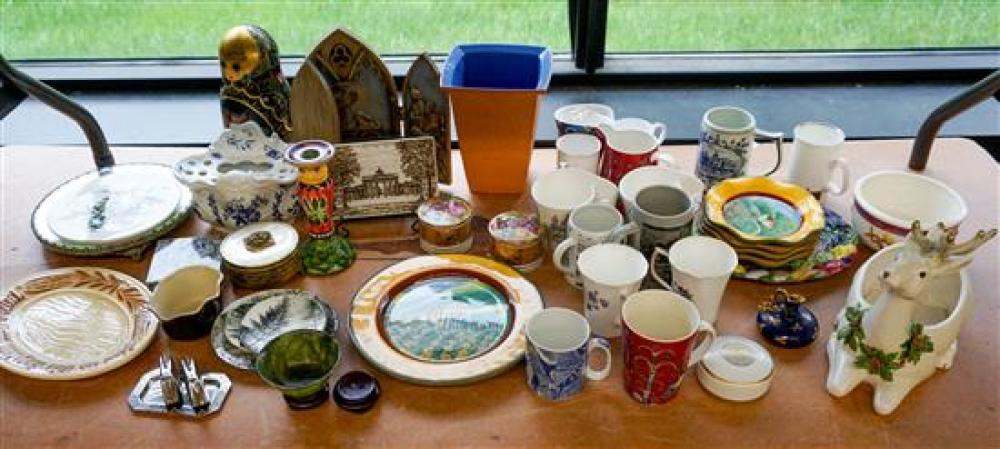 GROUP OF MOSTLY CERAMIC TABLE
