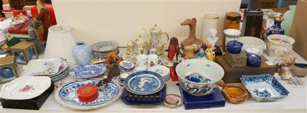 GROUP OF MOSTLY PORCELAIN,