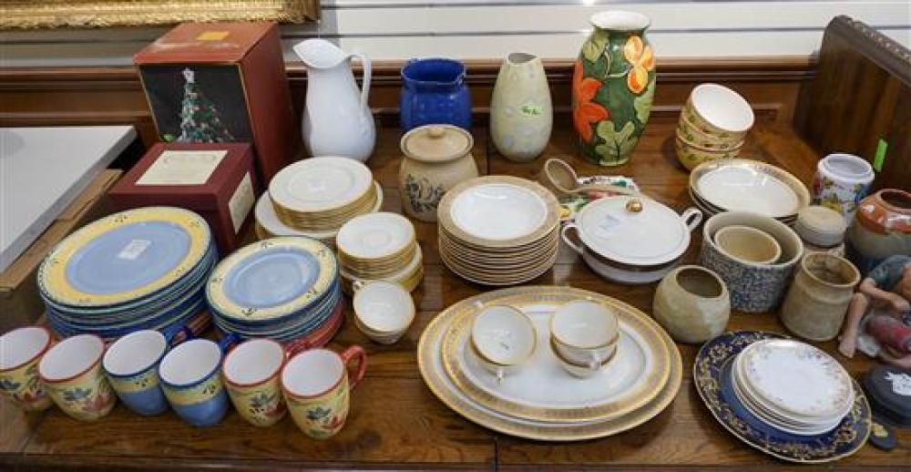 GROUP OF PFALZGRAFF DINNER SERVICE,