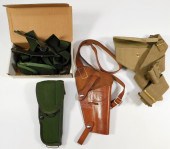 GROUP OF PISTOL HOLSTERS Unite