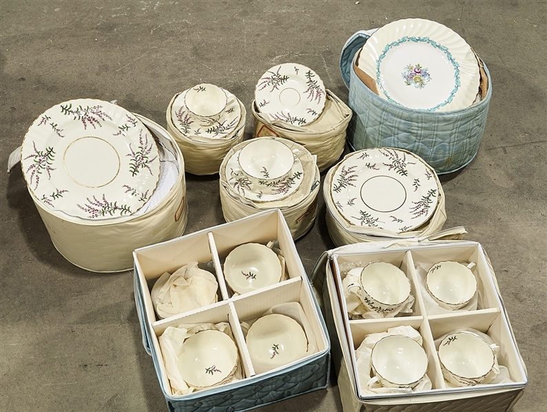 Group of porcelains, including