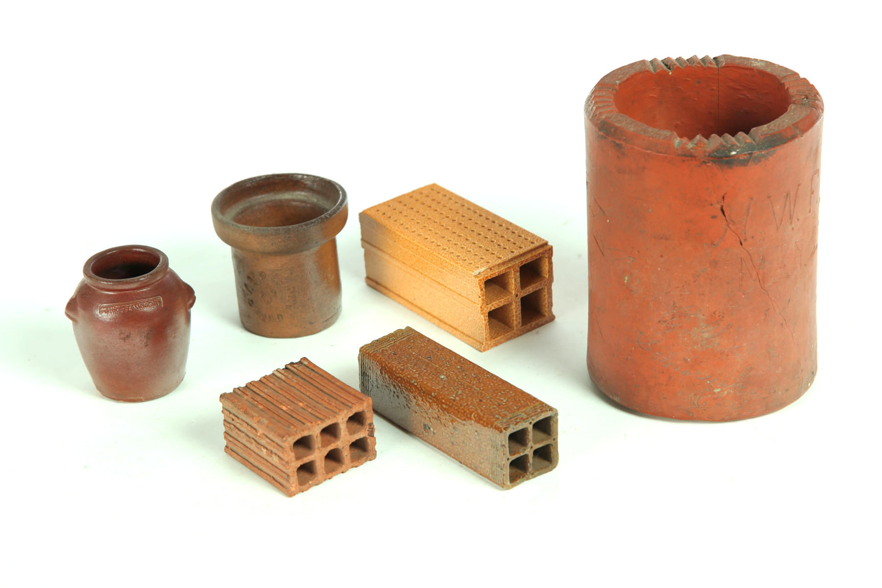 GROUP OF POTTERY.  American  late