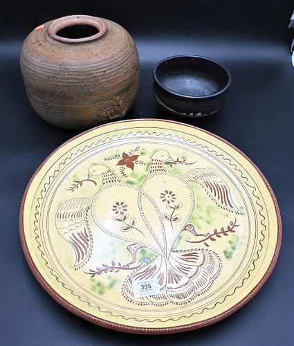 GROUP OF POTTERY AND STONEWAREGroup