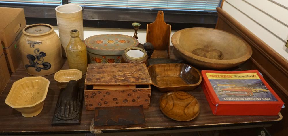 GROUP OF PRIMITIVE COLLECTIBLES