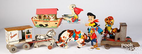 GROUP OF PULL TOYSGroup of pull