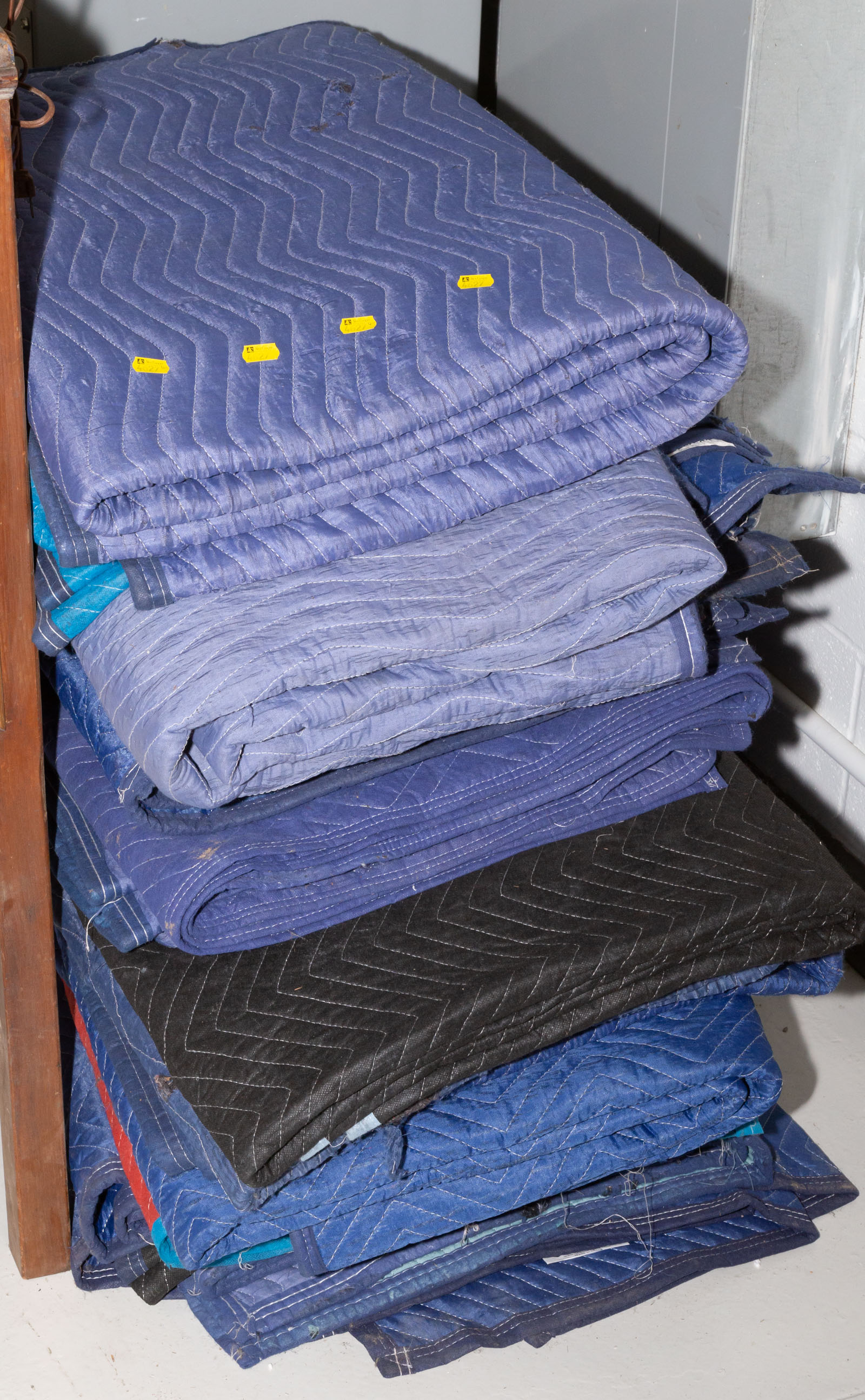 GROUP OF QUILTED MOVING BLANKETS