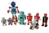 GROUP OF ROBOT WIND-UP TOYScom