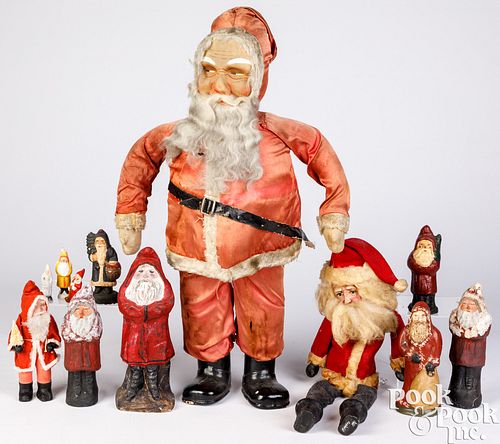 GROUP OF SANTA FIGURES, ETC.Group