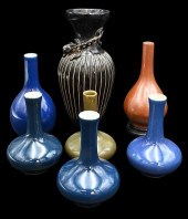 GROUP OF SEVEN CHINESE PORCELA