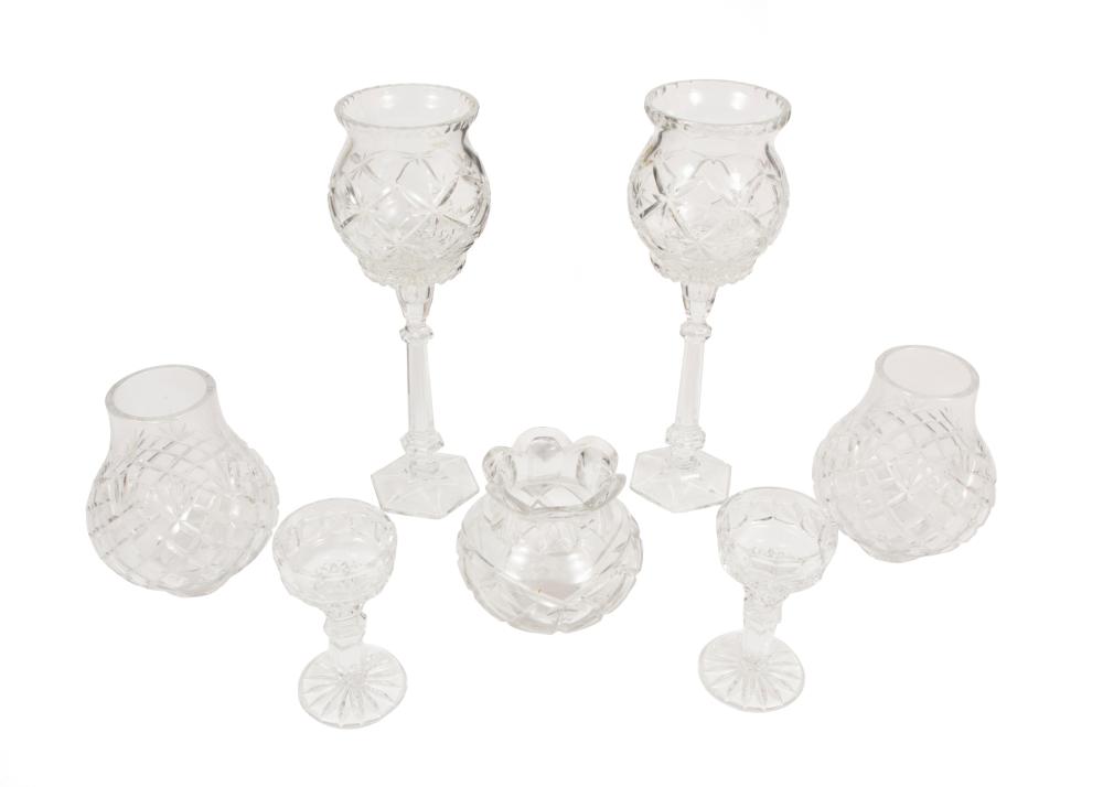 GROUP OF SEVEN CRYSTAL ITEMSGroup