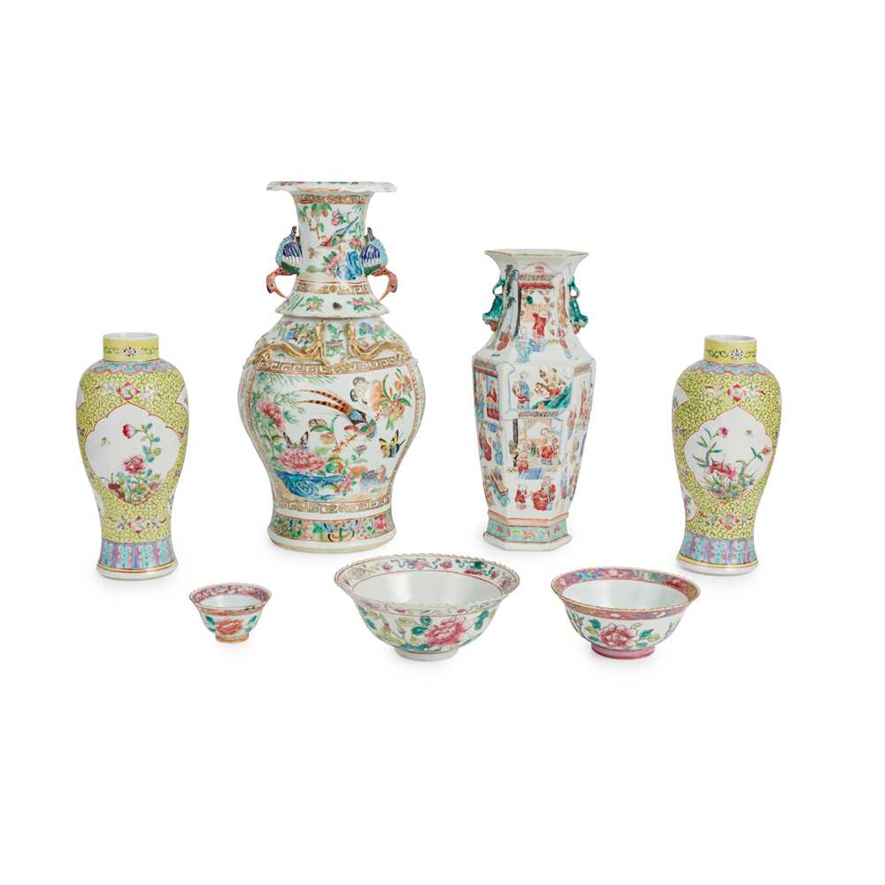 GROUP OF SEVEN FAMILLE ROSE WARES