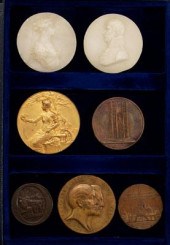 Group of seven medals/medallio