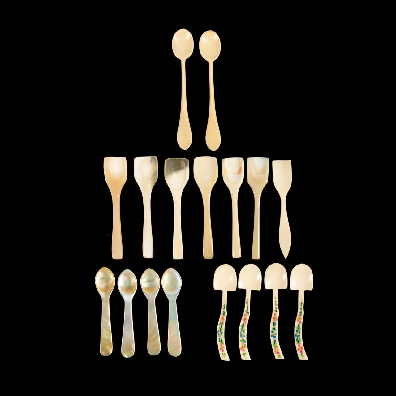 GROUP OF SEVENTEEN MOP & BONE