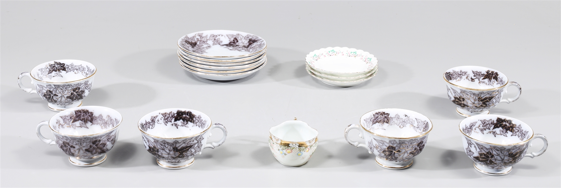 Group of seventeen various vintage,