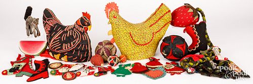 GROUP OF SEWING ITEMS, 19TH AND