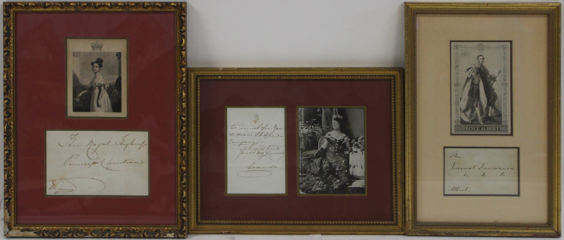 GROUP OF SIGNATURES & AUTOGRAPHS