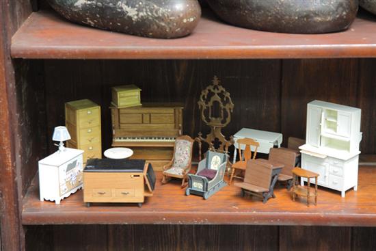 GROUP OF SIGNED MINIATURE DOLLHOUSE