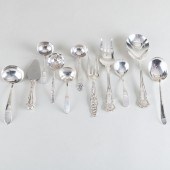 GROUP OF SILVER AND SILVER PLA