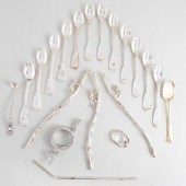GROUP OF SILVER ARTICLESCompri